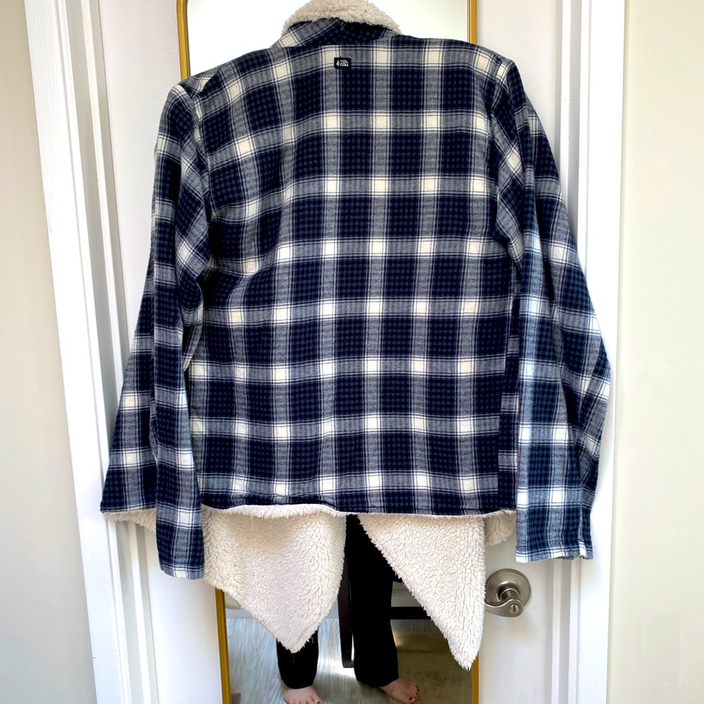 Volcom Jacket/Poncho - Picture 2 of 3